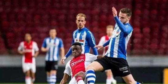 准的激烈讨 准的激烈讨