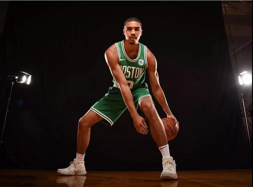 更引发了关 更引发了关