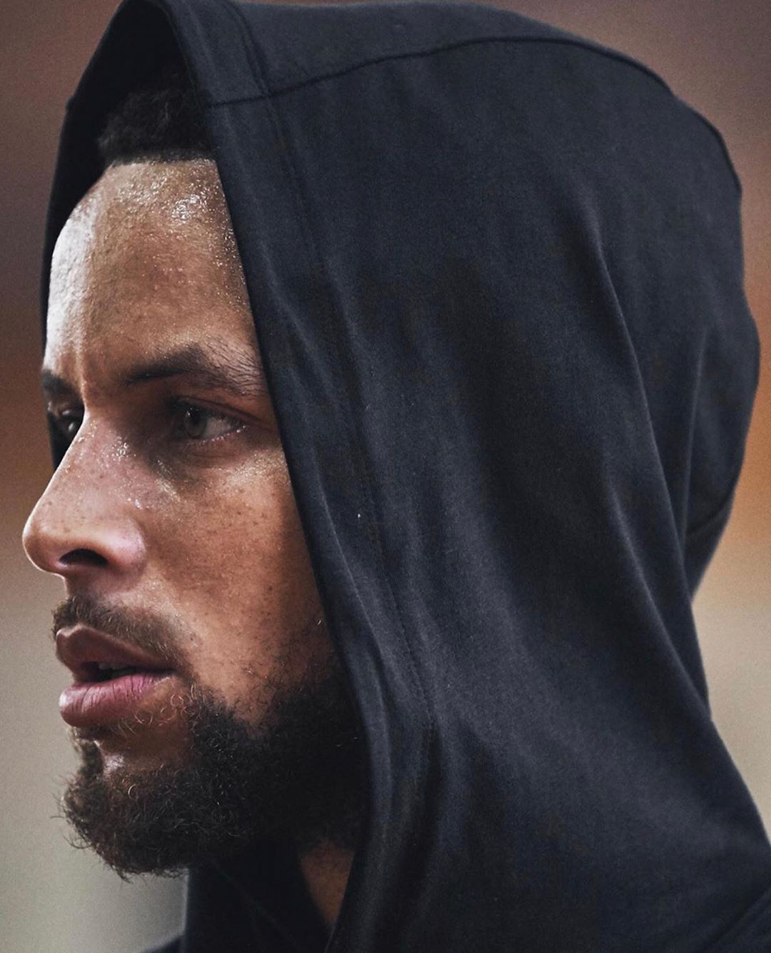 而非单一动 而非单一动